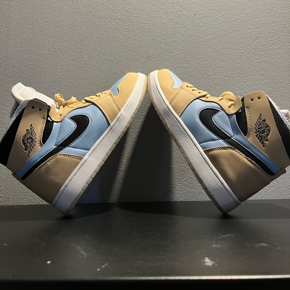 Jordan 1 - Picture 6 of 9